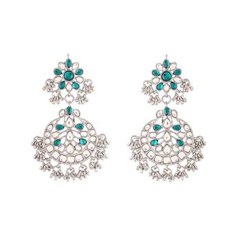 Rhodium Plated Traditional Handcrafted Earrings With Maang Tikka Encased with Faux Kundan & Pearl for Women 2