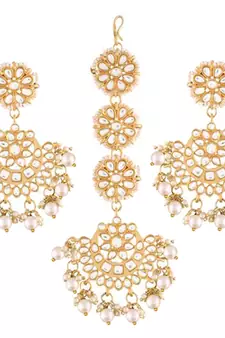 with Stunning Matte Finish Traditional Kundan & Faux Pearl Chandbali Earrings with Maang Tikka Set 