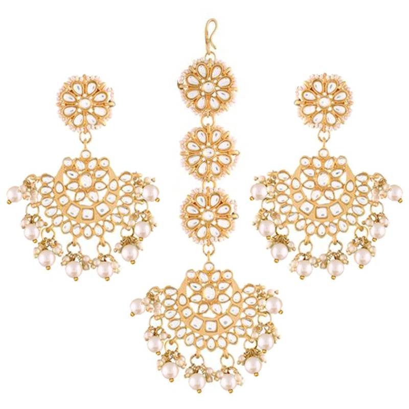 with Stunning Matte Finish Traditional Kundan & Faux Pearl Chandbali Earrings with Maang Tikka Set 