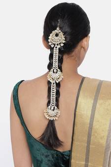 Gold-Plated Metal Traditional Floral Kundan Pearl Studded Beaded Head Chain/Paranda (T2094W)
