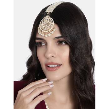 Gold Plated Traditional Kundan Pearl Chandbali Bridal Stylish Maang Tikka for Women  1