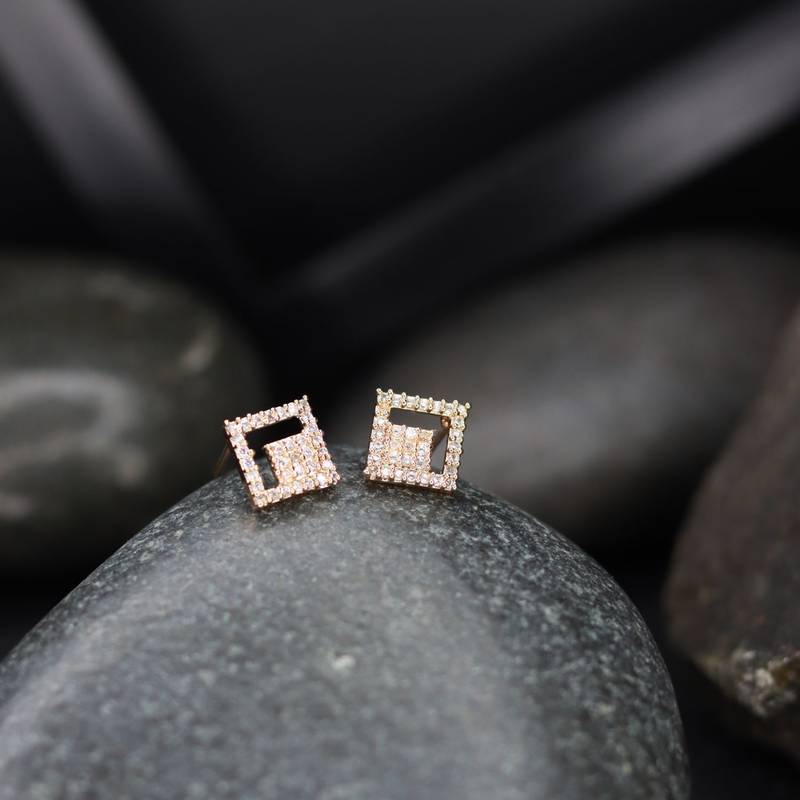 Valentine's Special Rose Gold Plated White Floral & Square Studs Earrings for Women 