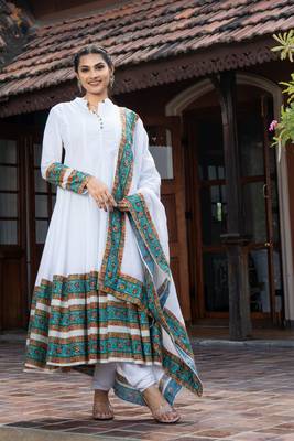 Weavllite Women's White  Pure Cotton Block printed Kurta set 2