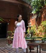 Weavllite Women's Pink  Pure Cotton Printed Kurta set