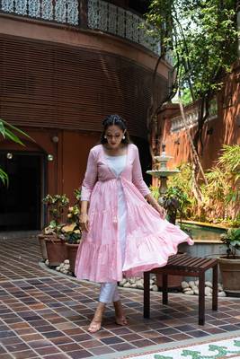 Weavllite Women's Pink  Pure Cotton Printed Kurta set 2