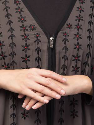 MRC Women Designer Irani style abaya Kaftan with embroidery work 5