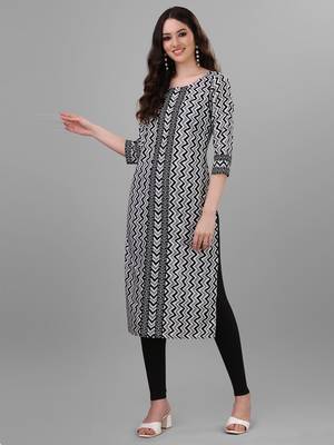 Weavllite Women's White  Pure Cotton Cambric Chevron Print Kurta 3