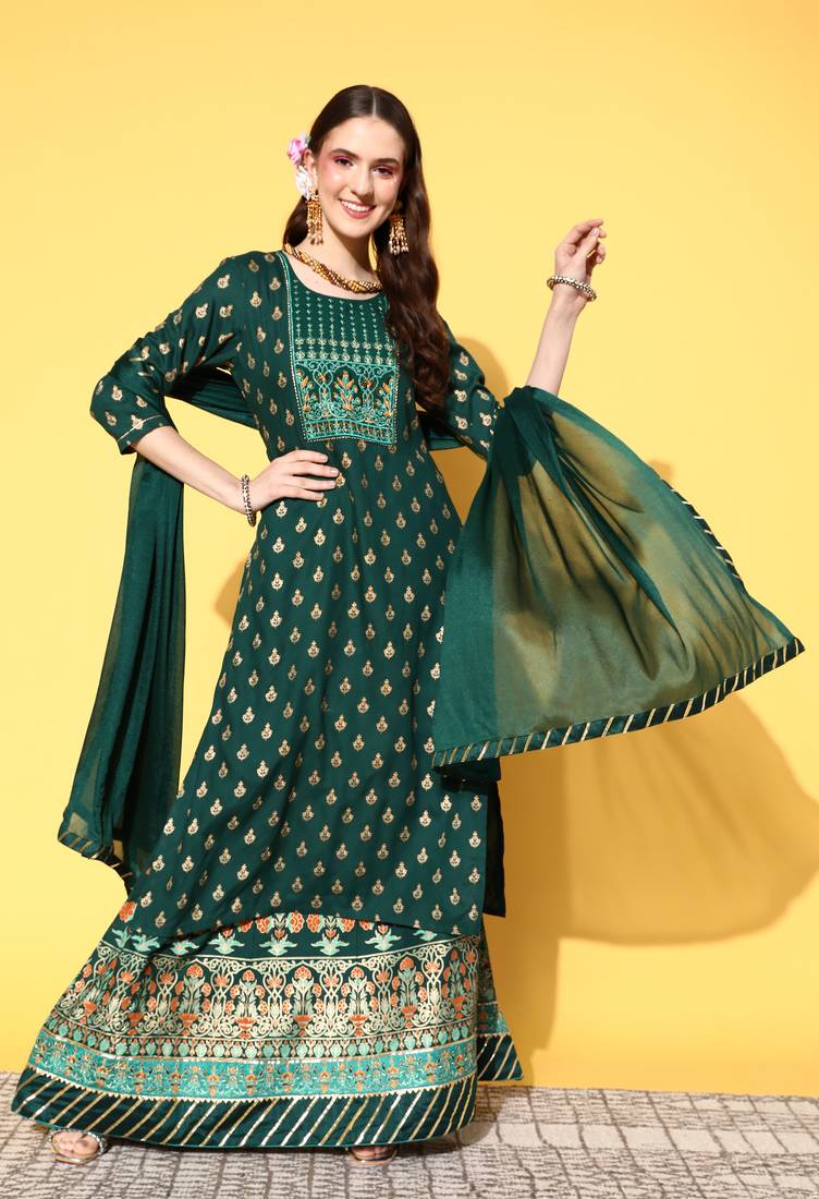 Green Foil Printed Rayon Kurta With Skirt and Net Dupatta