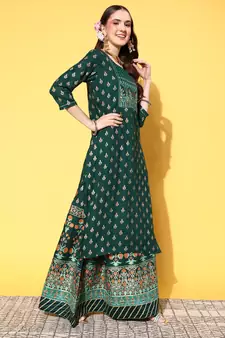 Green Foil Printed Rayon Kurta With Skirt and Net Dupatta