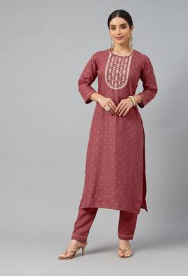 Peach Sequence Chain Embroidered Chinon Kurta Pant Set 1
