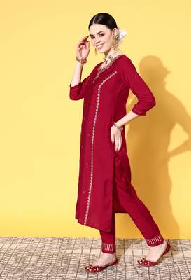 Maroon Sequence Zari work Cotton Blend Straight Kurta Pant with Dupatta 3