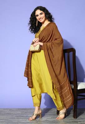 Green Zari Sequence Embroidered Viscose Straight Kurta Pant with Dupatta 1