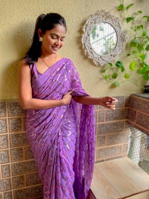 Purple woven georgette saree with blouse 4