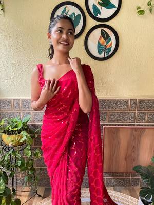 Red woven georgette saree with blouse 2