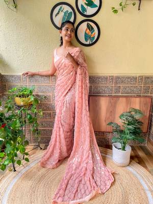 Cream woven georgette saree with blouse 2