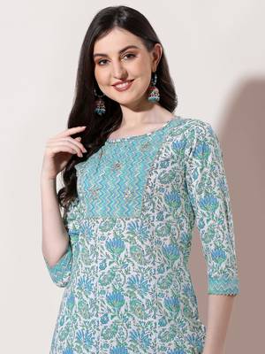 White Turquoise Floral Printed Cotton Kurta With Pant and Dupatta Set 4
