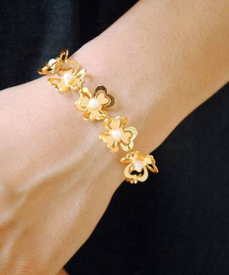Multi Flower Bracelet 1