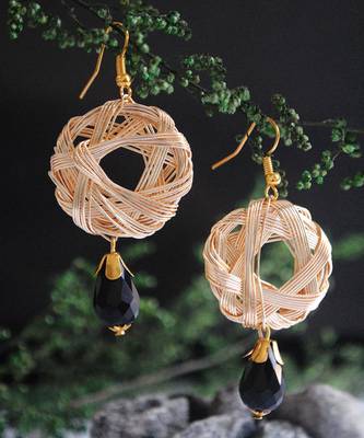 Weaved Mesh Earrings 2