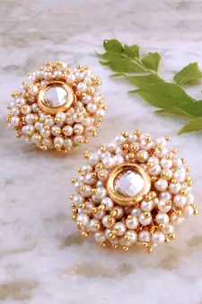A Pearly Delight Earrings 