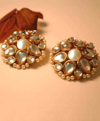 Kundan Flower Stud Earrings 3