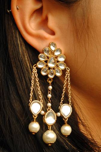 Kundan Stud With Dangling Interlinked Pear Kundan