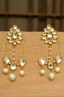 Kundan Stud With Dangling Interlinked Pear Kundan