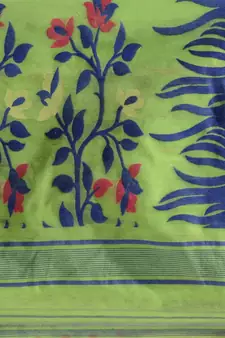 Light Green Silk Cotton Handwoven Jamdani Saree With Woven Motifs And Floral Designs Without Blouse