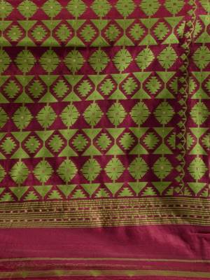 Magenta And Green Handwoven Silk Cotton Jamdani Saree With Woven Designs Without Blouse 5