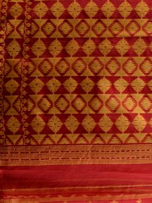 Red And Yellow Handwoven Silk Cotton Jamdani Saree With Woven Designs Without Blouse 5