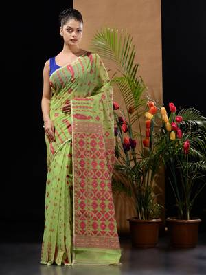 Green And Magenta Handwoven Silk Cotton Jamdani Saree With Woven Designs Without Blouse 1