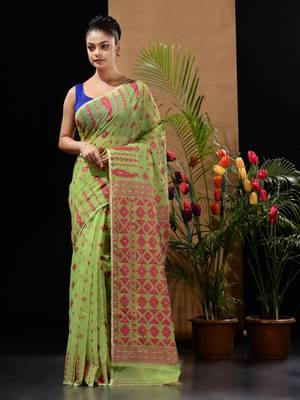 Green And Magenta Handwoven Silk Cotton Jamdani Saree With Woven Designs Without Blouse 2