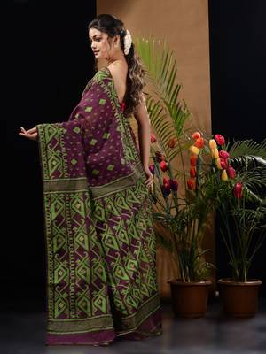 Purple And Green Handwoven Silk Cotton Jamdani Saree With Woven Designs Without Blouse 4