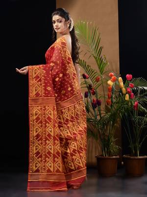 Dark Red And Yellow Handwoven Silk Cotton Jamdani Saree With Woven Designs Without Blouse 4
