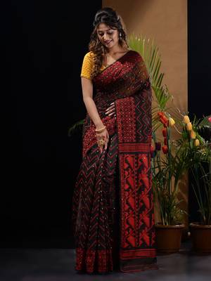 Black And Red Silk Cotton Handwoven Jamdani Saree With Woven Chevron Designs Without Blouse 1