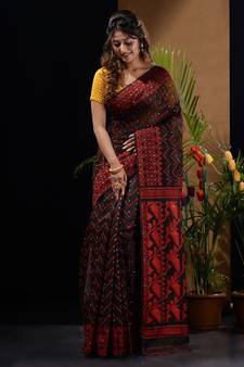 Black And Red Silk Cotton Handwoven Jamdani Saree With Woven Chevron Designs Without Blouse