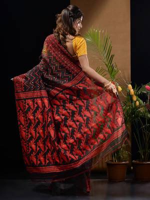 Black And Red Silk Cotton Handwoven Jamdani Saree With Woven Chevron Designs Without Blouse 4