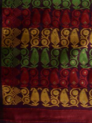 Magenta Silk Cotton Handwoven Jamdani Saree With Multicolor Woven Designs And Motifs Without Blouse 5
