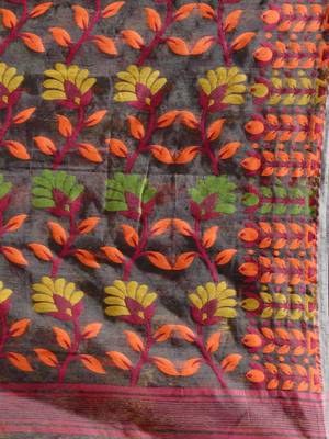 Dark Grey Silk Cotton Handwoven Jamdani Saree With Floral Designs And Motifs Without Blouse 5