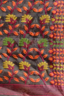 Dark Grey Silk Cotton Handwoven Jamdani Saree With Floral Designs And Motifs Without Blouse