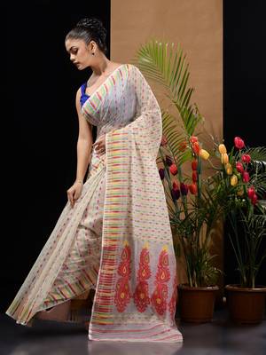 White Silk Cotton Handwoven Jamdani Saree With Woven Buttas And Ethnic Designs Without Blouse 3