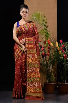 Red Silk Cotton Handwoven Jamdani Saree With Ethnic And Floral Designs Without Blouse