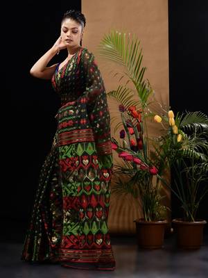 Black Silk Cotton Handwoven Jamdani Saree With Ethnic And Floral Designs Without Blouse 3
