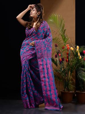 Sapphire Blue And Pink Silk Cotton Handwoven Jamdani Saree With Floral And Paisley Designs Without Blouse 3