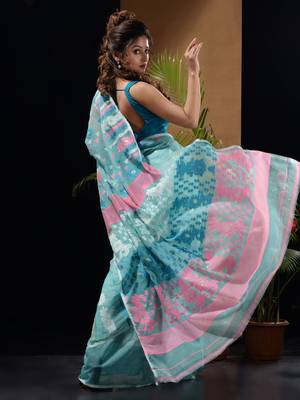 Sea Green Silk Cotton Handwoven Jamdani Saree With Multicolour Floral Designs And Motifs Without Blouse 4