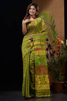 Sap Green Silk Cotton Handwoven Jamdani Saree With Multicolour Floral Designs And Motifs Without Blouse