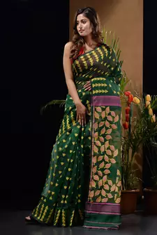 Green Silk Cotton Handwoven Jamdani Saree With Geometric Designs And Foliage Patterns Without Blouse
