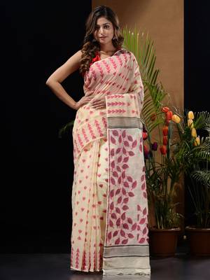 Off White Silk Cotton Handwoven Jamdani Saree With Geometric Designs And Foliage Patterns Without Blouse 1