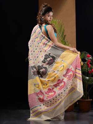 Off White Silk Cotton Handwoven Jamdani Saree With Chevron Patterns And Bird Motifs Without Blouse 4