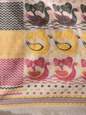 Off White Silk Cotton Handwoven Jamdani Saree With Chevron Patterns And Bird Motifs Without Blouse 5