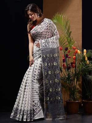 White And Black Silk Cotton Handwoven Jamdani Saree With Woven Designs And Patterns 3